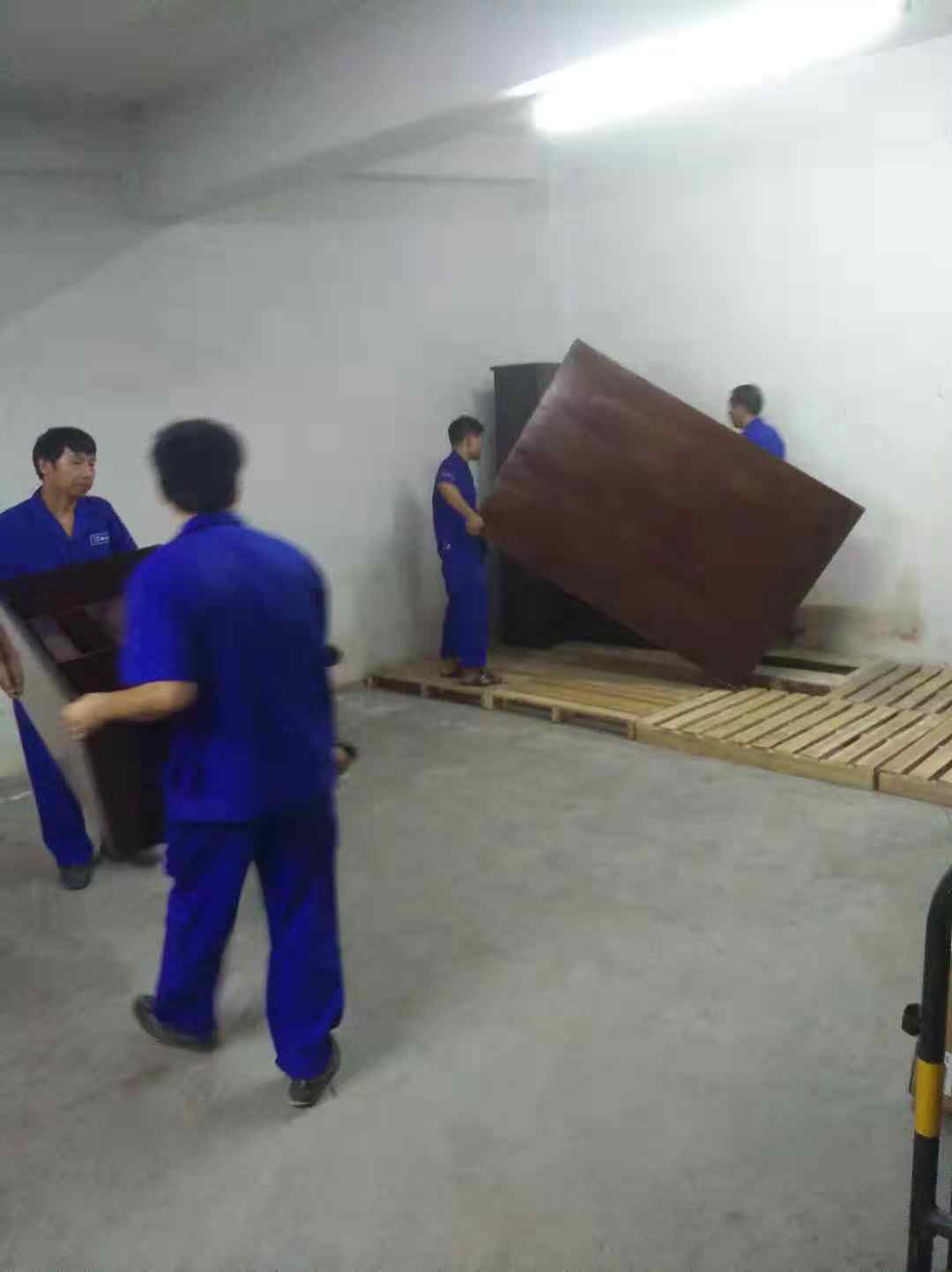  搬家怎么說?你還需要靠朋友嗎？