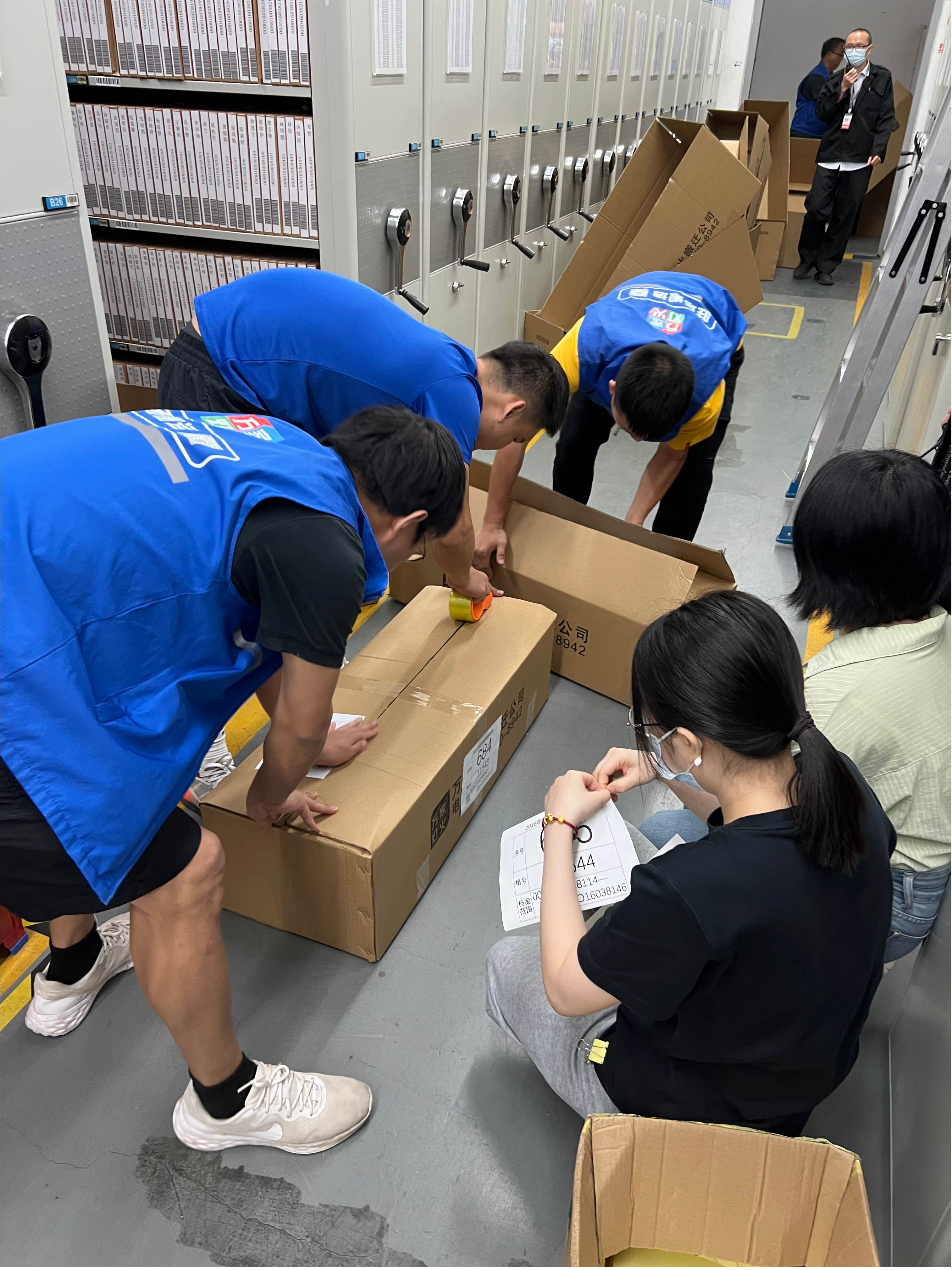 萬家燈火順利完成深圳市人才服務(wù)中心檔案搬遷項目