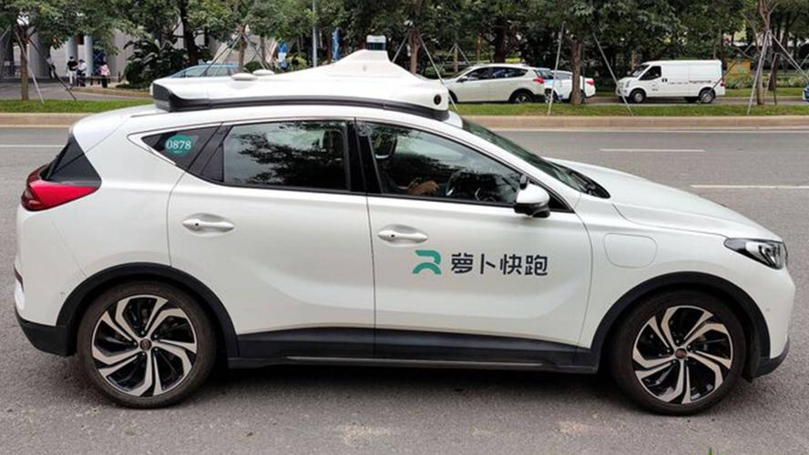 從蘿卜快跑無人駕駛出租車到機(jī)器人進(jìn)入搬家公司仍遙遠(yuǎn)